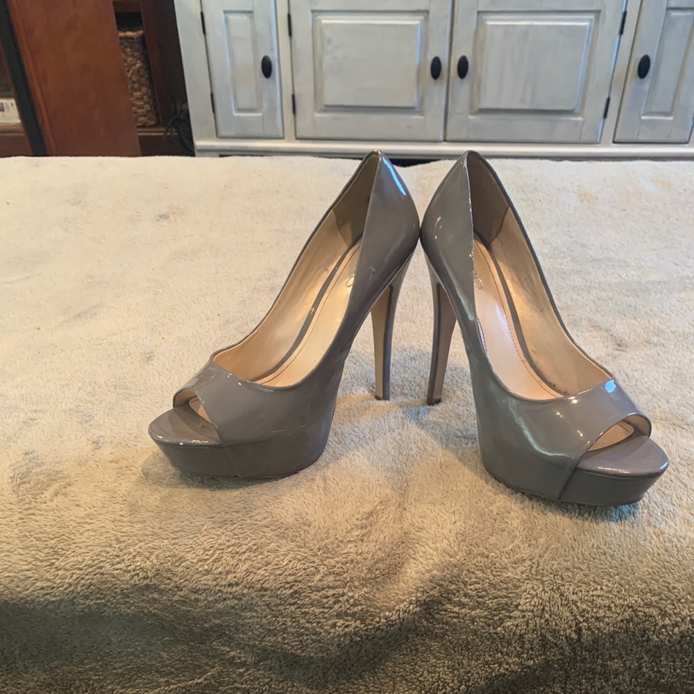 Grey Platforms